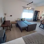 Pipo People House אובידוס